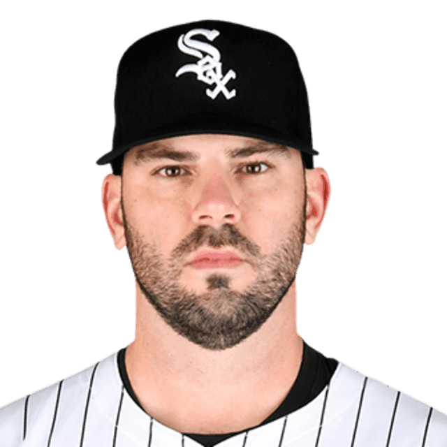 Mike Moustakas 사진